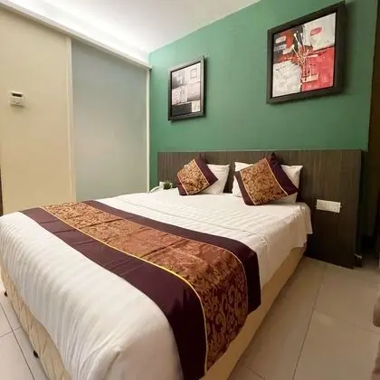 Deluxe Tek Büyük Yataklı Oda