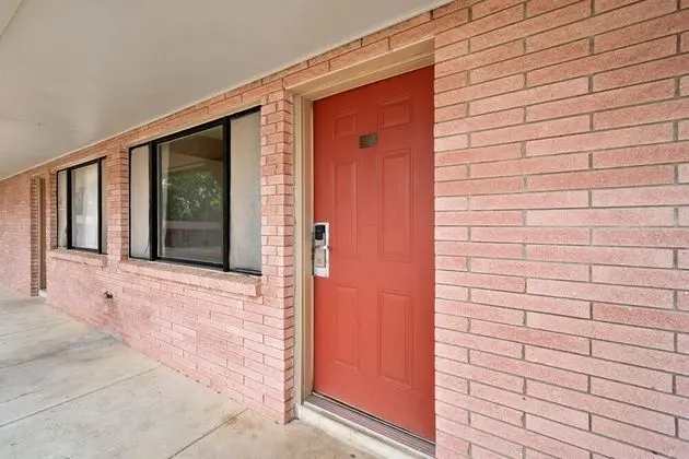 Oda, 1 En Büyük (King) Boy Yatak, Sigara İçilebilir