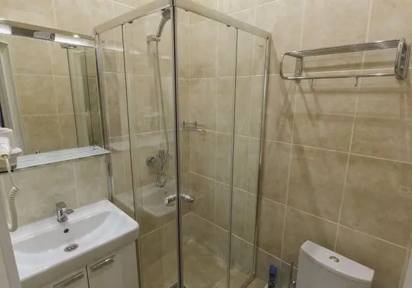 Standard Tek Büyük Yataklı Oda