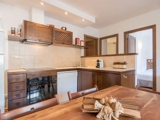 Apart Daire, 3 Yatak Odası, Sigara İçilmez