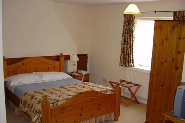 Standard Büyük Yataklı Tek Kişilik Oda