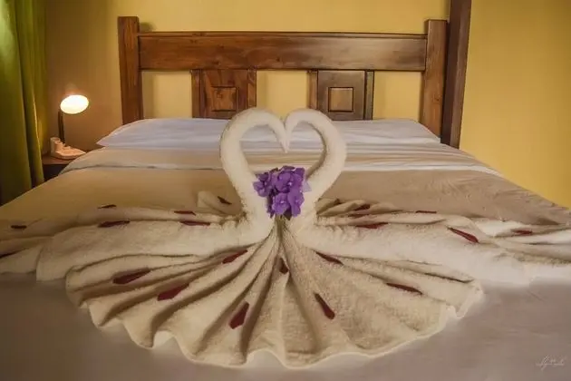 Deluxe Dört Kişilik Oda, Özel Banyo