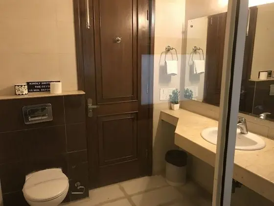 Süit, 1 Büyük (Queen) Boy Yatak, Sigara İçilmez