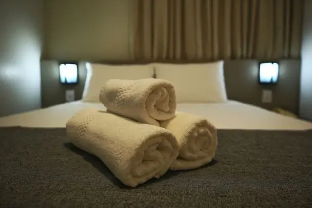 Tek Büyük Yataklı Oda