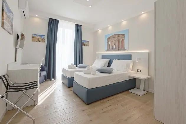 Deluxe Tek Büyük Yataklı Oda, 1 Yatak Odası, Balkon, Deniz Manzaralı