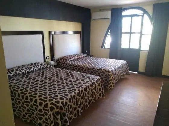 Standard Oda, 2 Çift Kişilik Yatak, Deniz Manzaralı