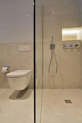 Superior Stüdyo, 1 En Büyük (King) Boy Yatak