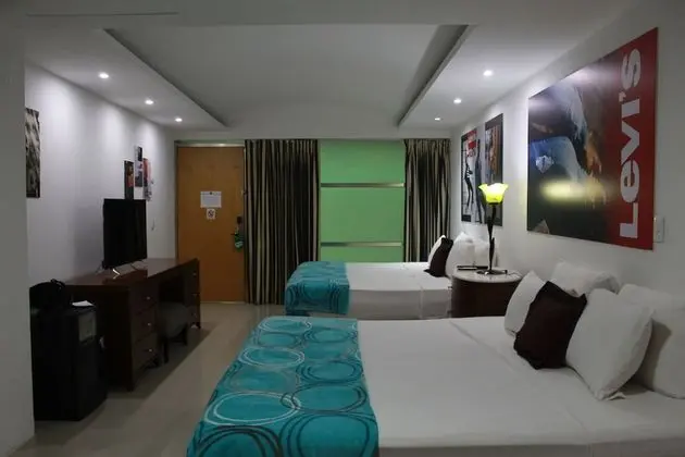 Design Oda (2 King Beds)