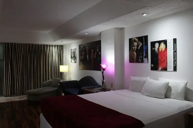 Design Oda (2 King Beds)