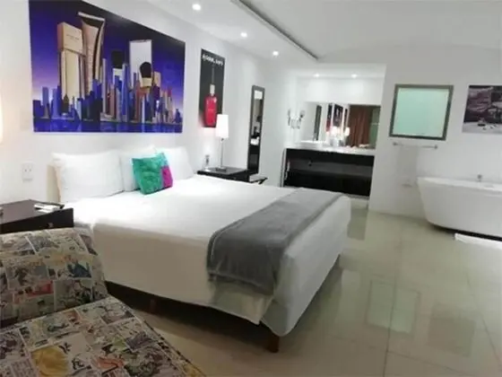 Design Oda (2 King Beds)
