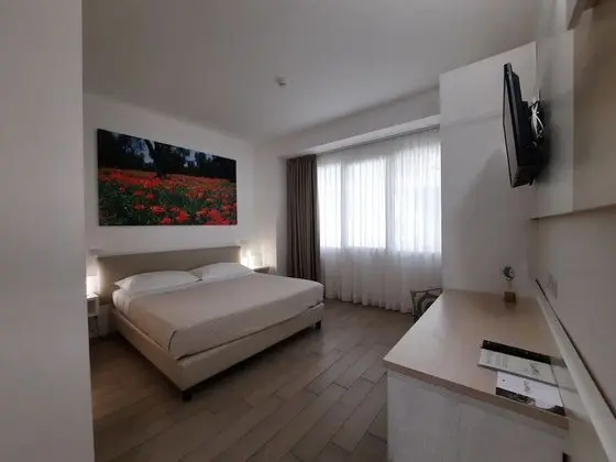 Standard Tek Büyük veya İki Ayrı Yataklı Oda, 1 Çift Kişilik veya 2 Tek Kişilik Yatak