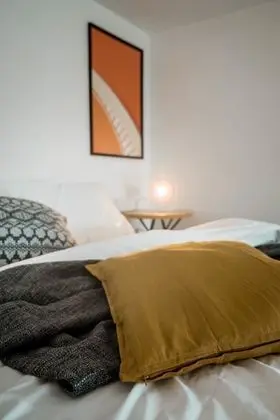 City Çatı Katı (Loft), 1 Büyük (Queen) Boy Yatak (A)