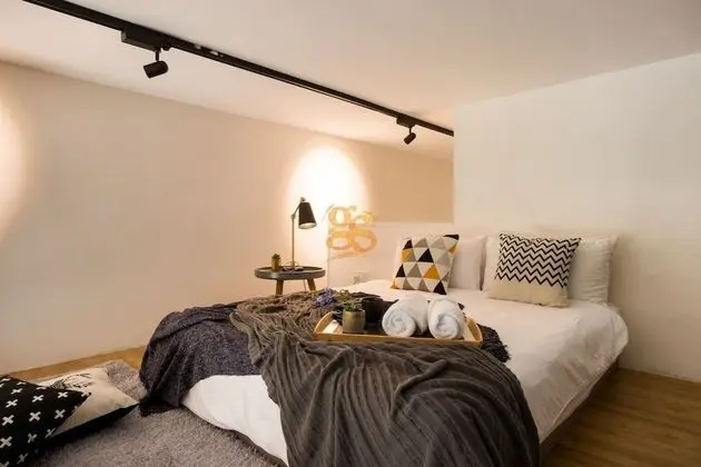 Signature Çatı Katı (Loft)