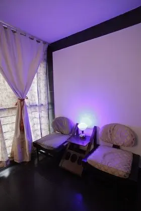 Üç Kişilik Oda, Ortak Banyo (Xanga)