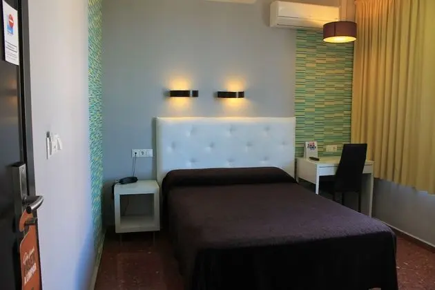 Tek Büyük Yataklı Oda