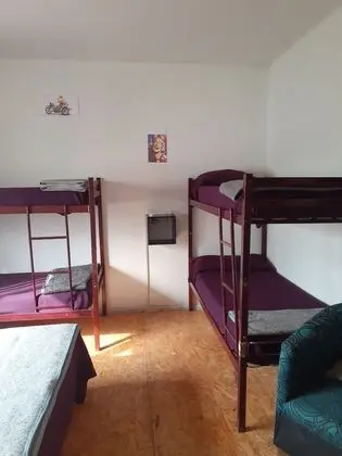 Basic Ortak Ranzalı Oda, Birden Çok Yatak, Mutfak, Bahçeli