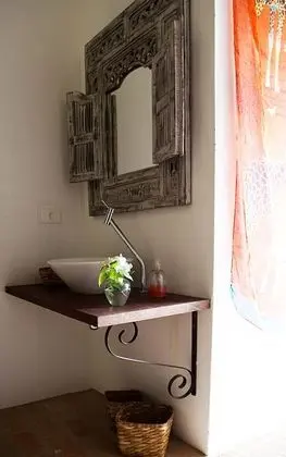 Süit, 1 Yatak Odası, Balkon, Havuz Manzaralı