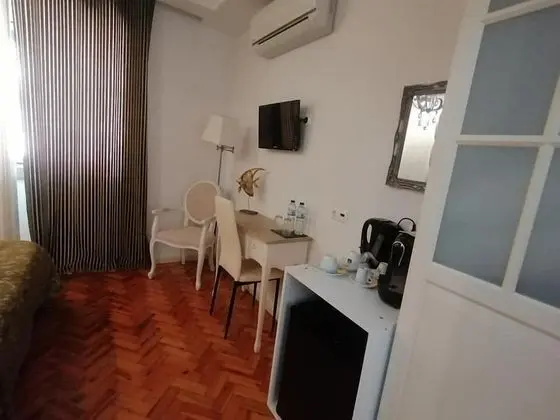 Standard Tek Büyük veya İki Ayrı Yataklı Oda