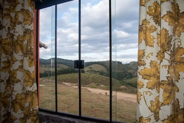 Dağ Evi, 1 Çift Kişilik Yatak ve Çekyat, Şömine, Dağ Manzaralı