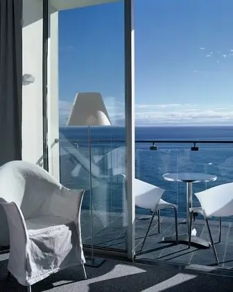 Tek Büyük veya İki Ayrı Yataklı Oda, Deniz Manzaralı