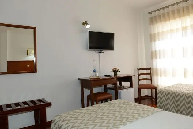 İki Ayrı Yataklı Oda, Sigara İçilmez