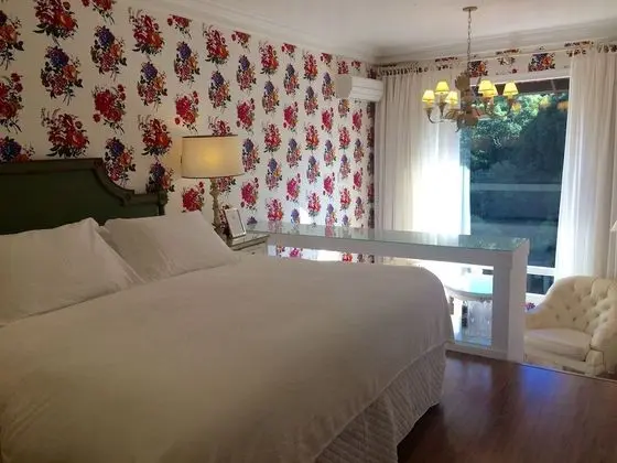 Luxury Tek Büyük Yataklı Oda