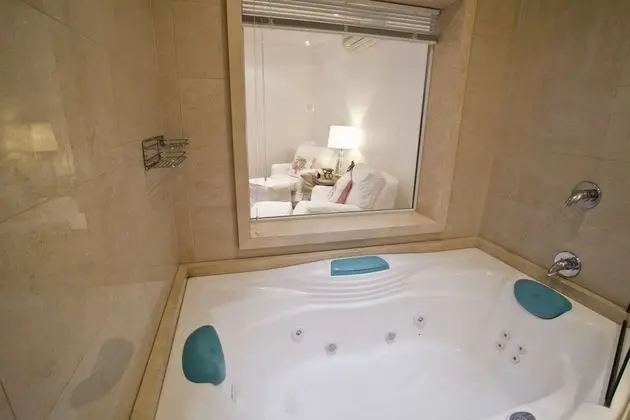 Tek Büyük Yataklı Oda (Cardeal )