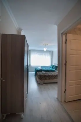 Üç Kişilik Oda