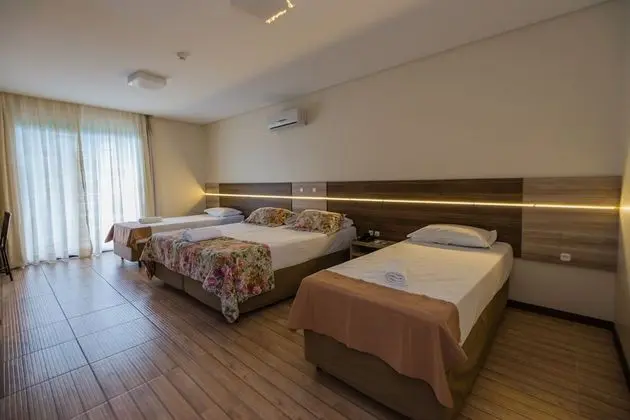 Deluxe Tek Büyük veya İki Ayrı Yataklı Oda, 2 Çift Kişilik Yatak