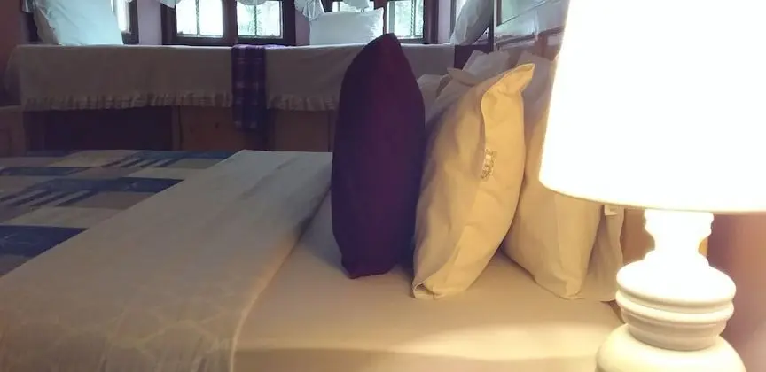 Exclusive Tek Büyük Yataklı Oda
