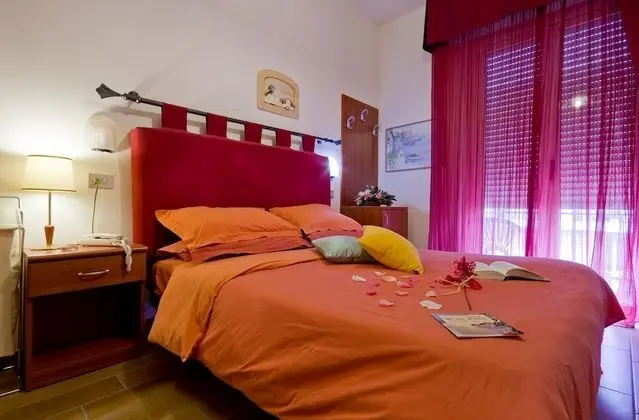 Standard Dört Kişilik Oda