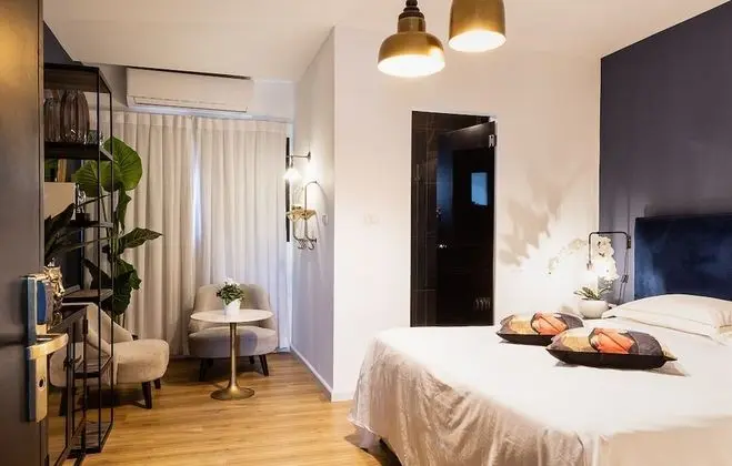 Comfort Tek Büyük Yataklı Oda