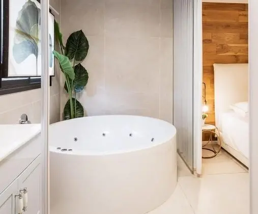 Deluxe Süit (Jacuzzi and Sauna)