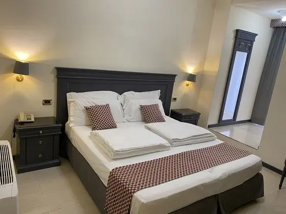 Superior Tek Büyük Yataklı Oda, Göl Manzaralı