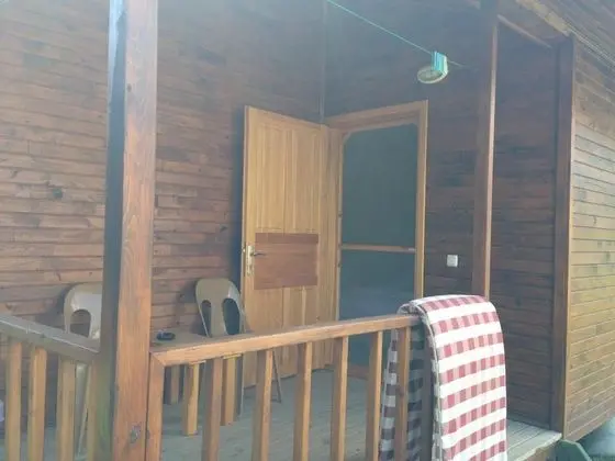 Aile Odası, Bahçe Manzaralı