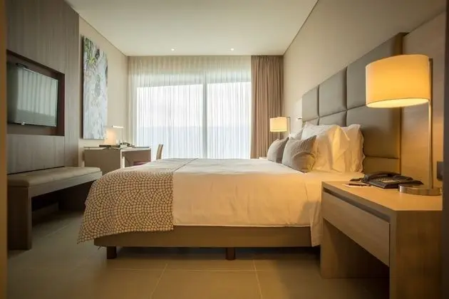 Süit, 1 En Büyük (King) Boy Yatak ve Çekyat, Balkon