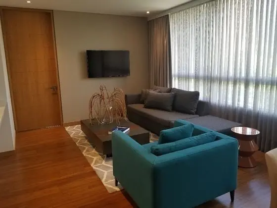 Superior Süit, 1 En Büyük (King) Boy Yatak ve Çekyat (Suite 2 Rooms King Bed Non Smoking)