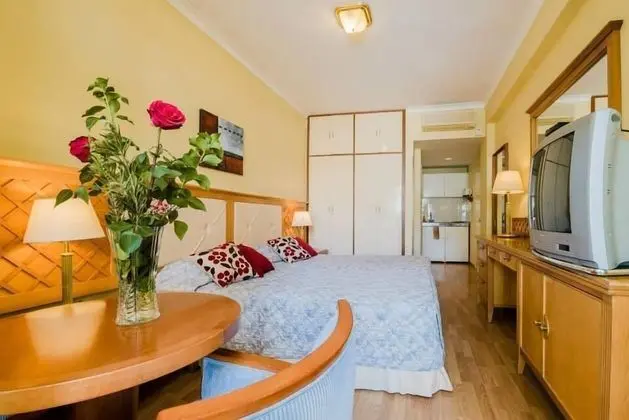 Stüdyo (3 Adults)