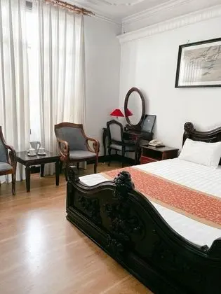 Tek Büyük Yataklı Oda