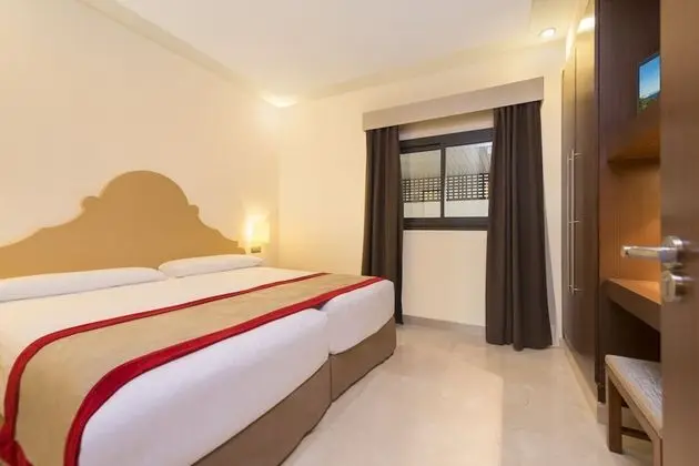 Süit, 2 Yatak Odası, Deniz Manzaralı (4 adults + 1 child)