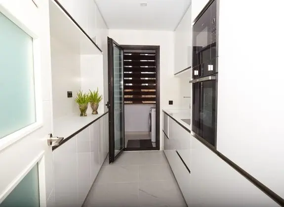Superior Apart Daire, 2 Yatak Odası, Teras, Bahçe Manzaralı