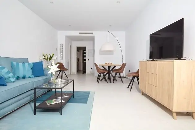Superior Apart Daire, 2 Yatak Odası, Teras, Bahçe Manzaralı