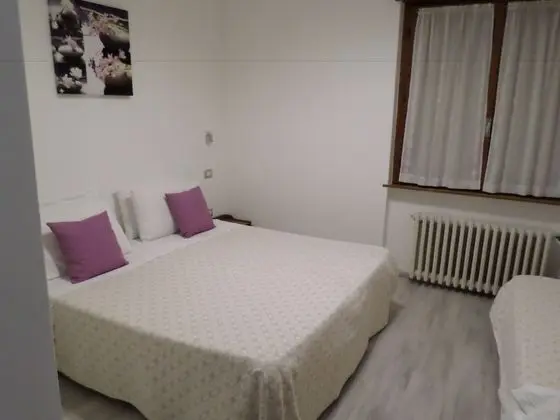 Tek Büyük Yataklı Oda, Göl Manzaralı