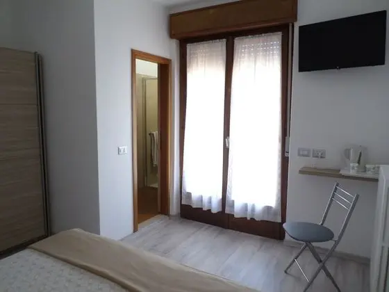 Tek Büyük Yataklı Oda, Göl Manzaralı