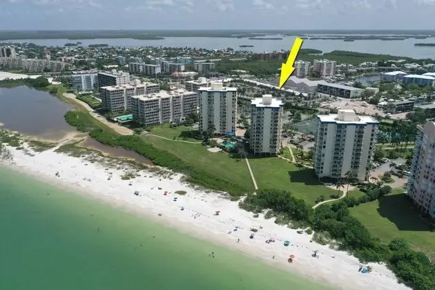 Daire (Estero Beach & Tennis 807)