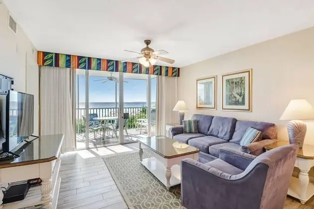 Daire (Estero Island Beach Villas 105)