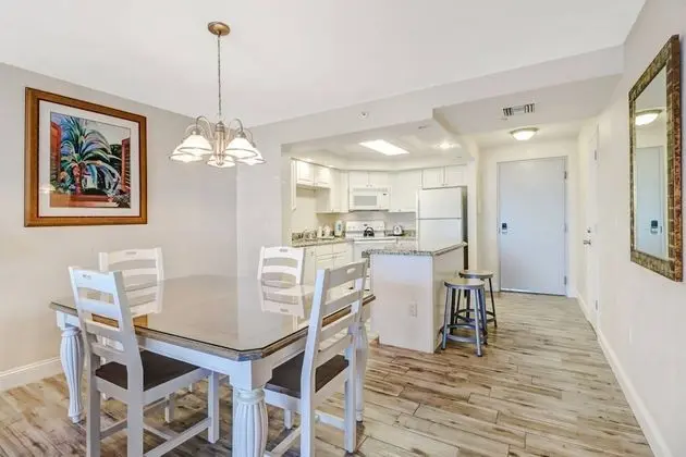 Daire (Estero Island Beach Villas 105)