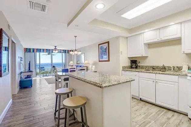 Daire (Estero Island Beach Villas 105)