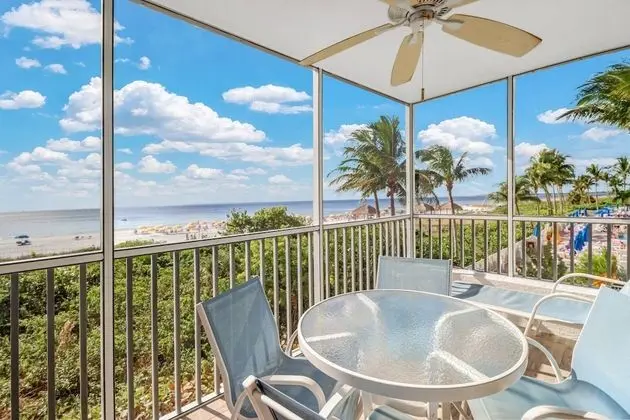 Daire (Estero Island Beach Villas 105)