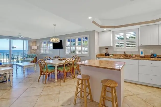 Daire (Estero Island Beach Villas 206)